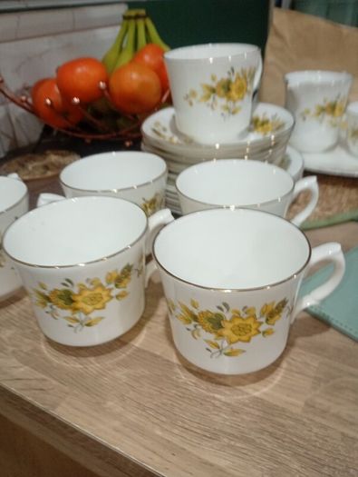 vintage arklow pottery and royle  Tara