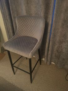 Barstool/ high chair