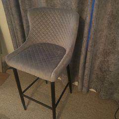 Barstool/ high chair