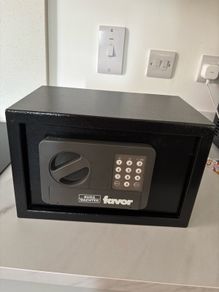 Favor Electronic Safe