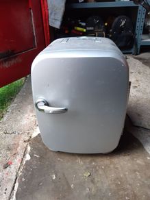 Mini fridge