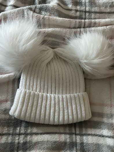 Girls hat 1/2