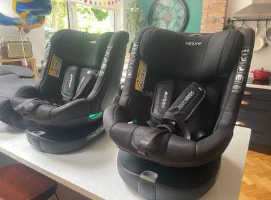 Miniuno Orvital 360 rotating Car seat x2