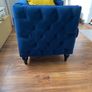 Chesterfield blue/navy velvet armchair Image 4