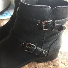womans boots