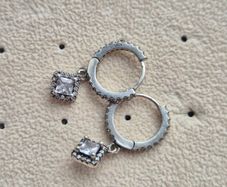 Small round earrings with square drop sterling silver s925 very good condition
