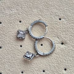 Small round earrings with square drop sterling silver s925 very good condition