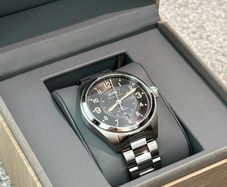 Hamilton Khaki Field Day Date