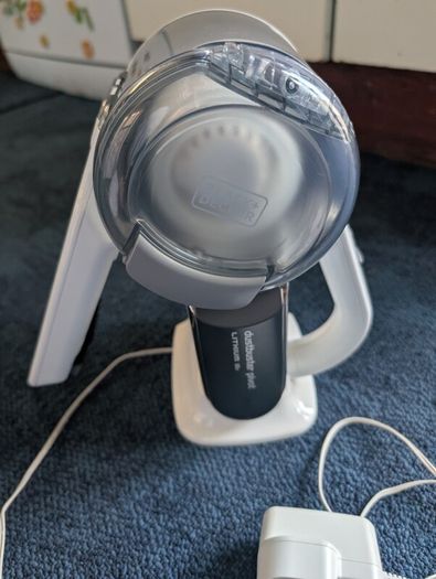 Cordless vacuum cleaner