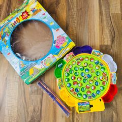 Fish catching game