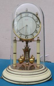Vintage Kundo  Clock Made In Germany   Battery Operated (works well)