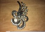 Brooch