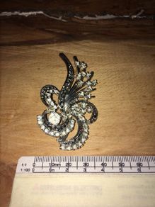 Brooch