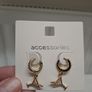 Fun earrings bundle Image 8