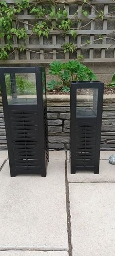 4 Black Lanterns.