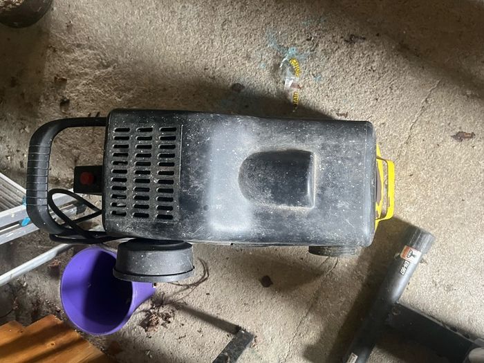 Power Craft portable air compressor