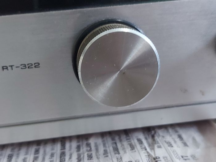 ROTEL AM-FM Stereo Tuner Model RT-322, Vintage, in very good condition