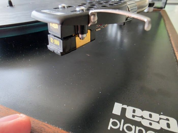 Vintage Rega Planar 2  R200 Tonearm & R100 Cartridge