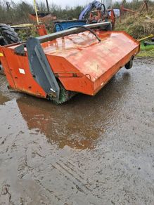 Road sweeper