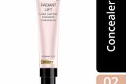 Max Factor Radiant Lift Concealer in shade 02 Light - New / Sealed