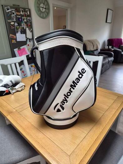TaylorMade Den Caddie