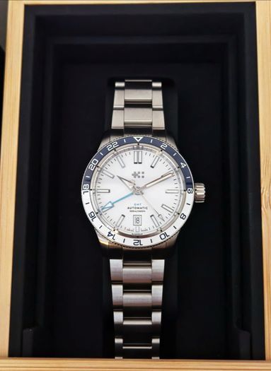Christopher Ward C60 Trident GMT 300 40mm