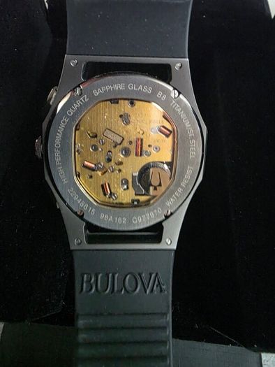 Bulova Curv