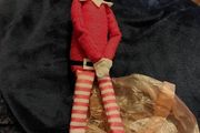 Elf on a shelf (47) i