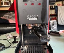 Gaggia classic manual espresso machine