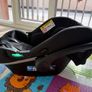 Baby Car Seat in Excellent Condition Image 3