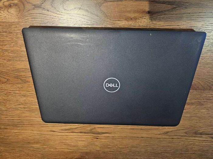 Dell Latitude 3500 Core i5-8265U | 16GB RAM | 256GB SSD | 15.6" Full HD Screen Windows 11 Pro, Backlit Keyboard