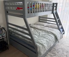 Bunk bed with drawers