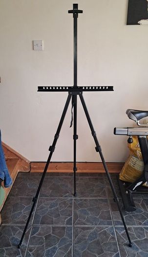 Portable Easel and Paint