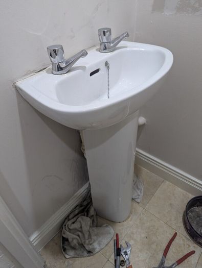 Cloakroom sink and toilet free