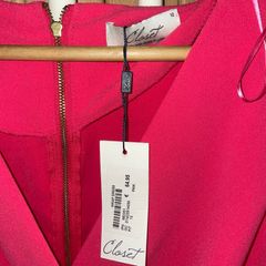 Stunning closet London dress brand new