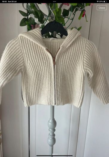 Cream hooded cardigan size 1 - 2 zipped front