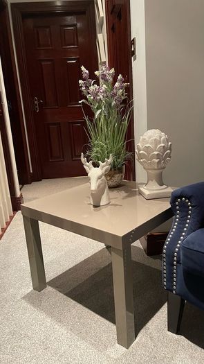 occaisional table