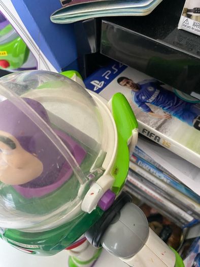 Turbo glo buzz lightyear French