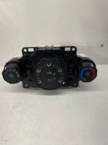 Ford Fiesta Heater Ac Climate Control Unit With Ac C1b119980Be Mk7 2015 A2l6b7s