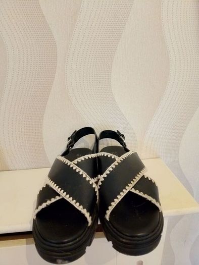 womens sandals