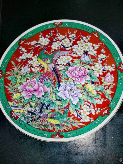 Stunning large Chinese plate with birds