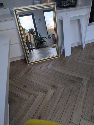 mirror