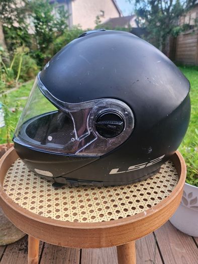 LS 2 Helmet