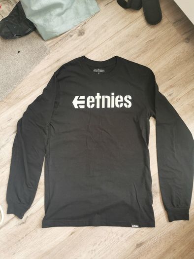 Ethies men top