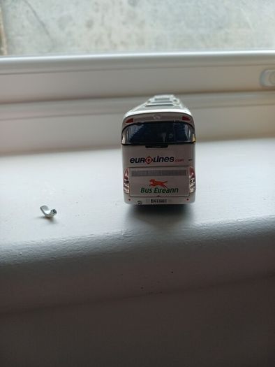 model bus
