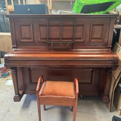 Piano & stool