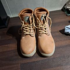 ladies boots