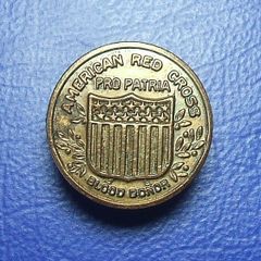 American Red Cross Blood Donor (Pro Patria) - blood donor's badge (c.1940's)