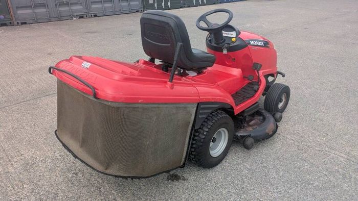 Honda ride on 20HP