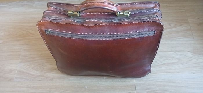 The Bridge Briefcase